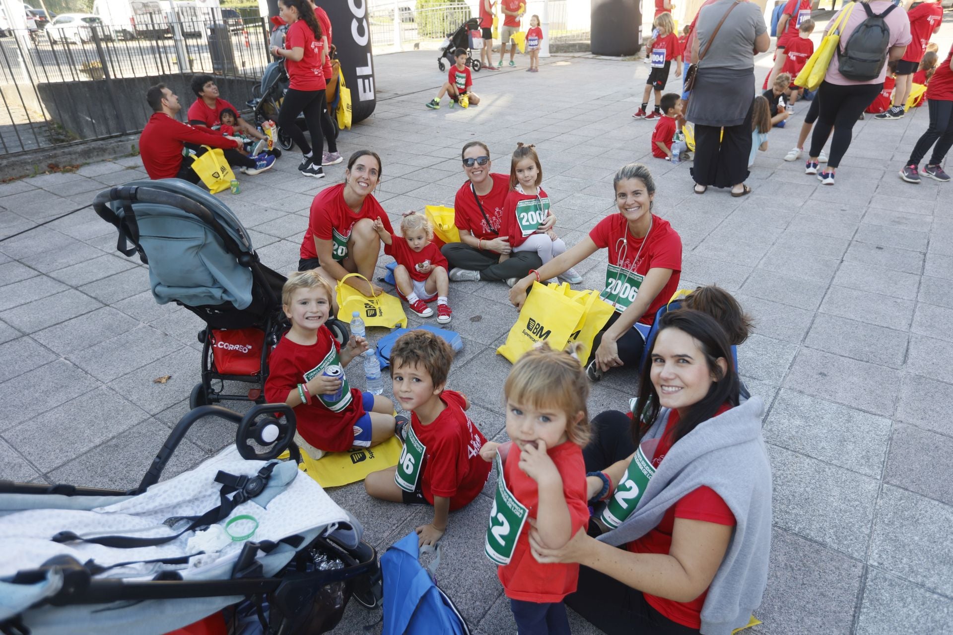 Carrera Familiar Solidaria de Loiu organizada por EL CORREO