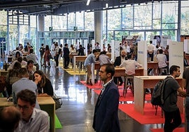 Imagen del hall del Palacio Euskalduna durante una de las pasadas edciones.