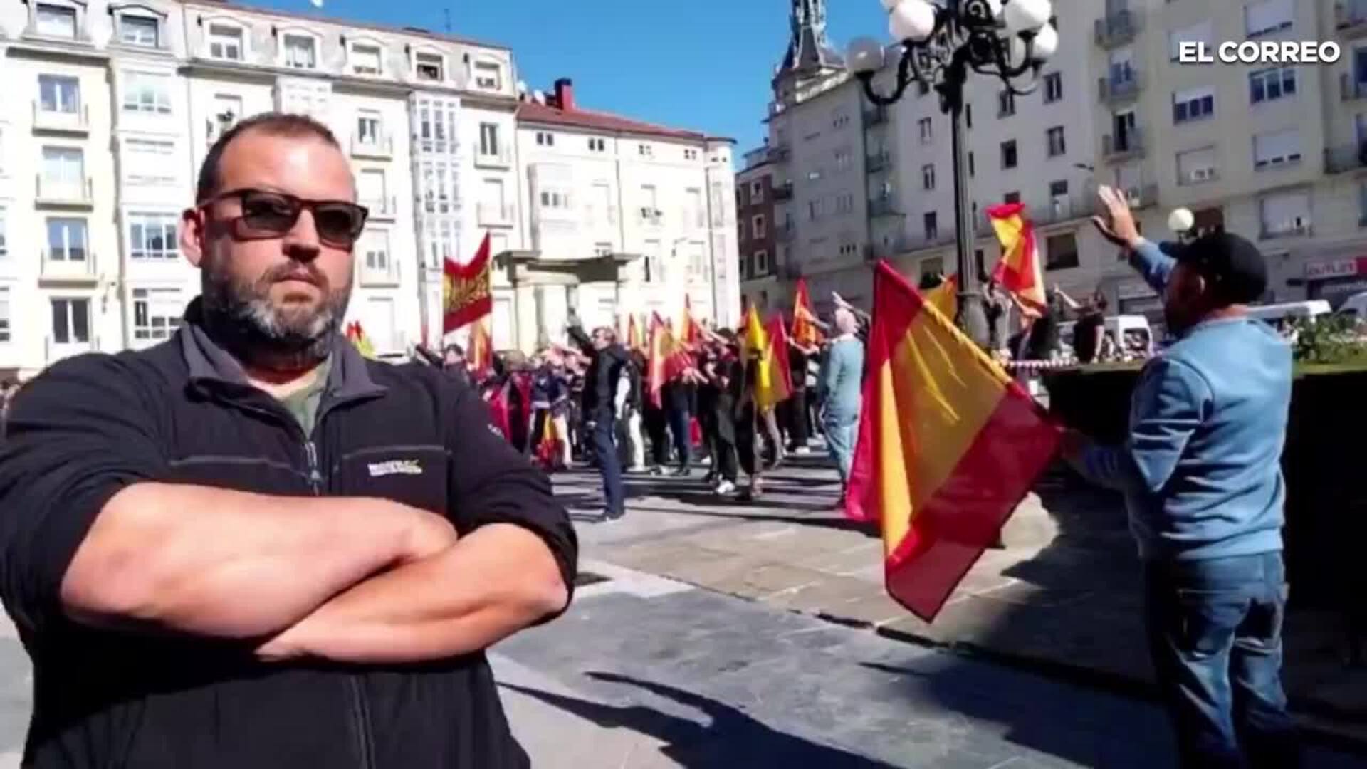 Cánticos de La Falange en Vitoria