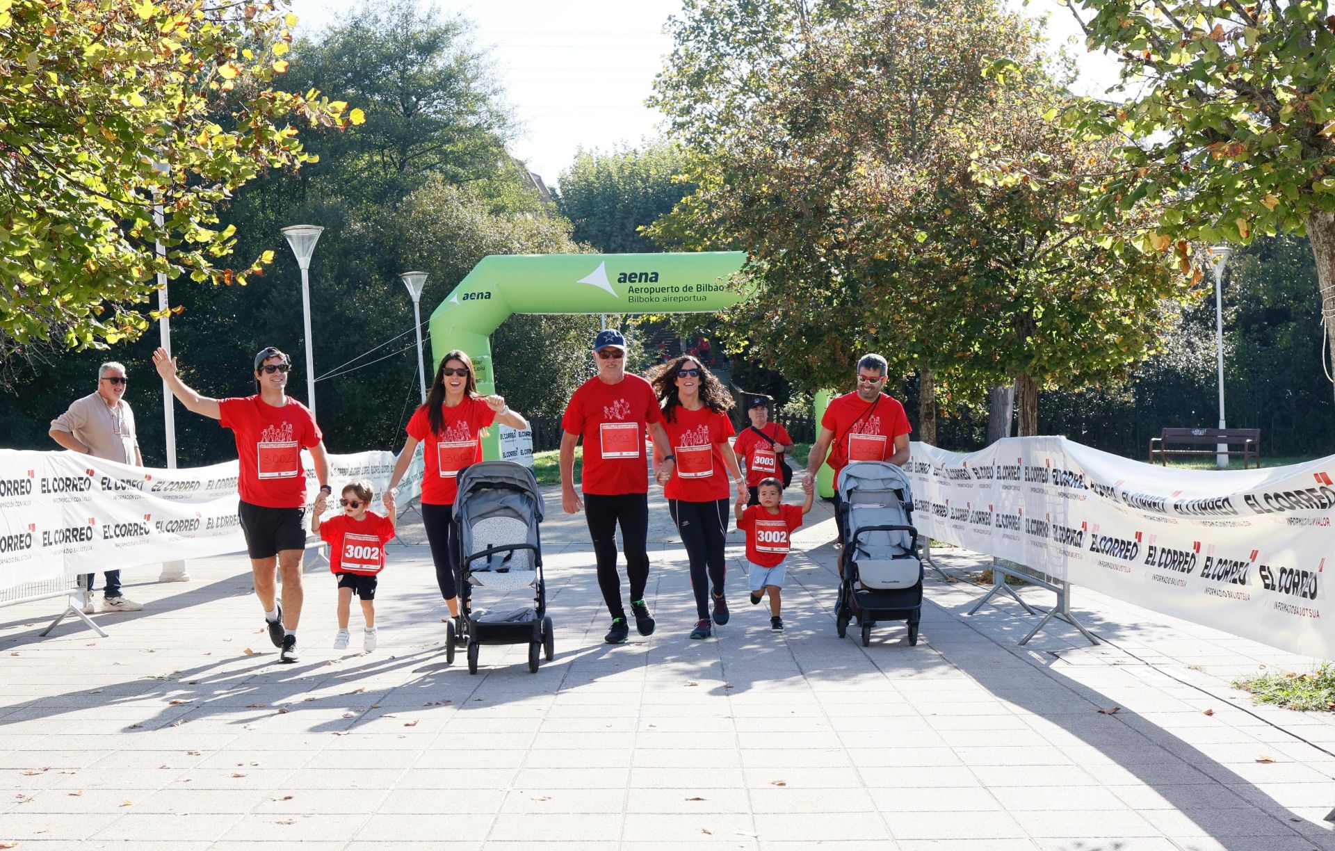 Carrera Familiar Solidaria de Loiu organizada por EL CORREO