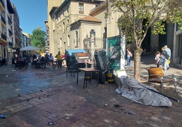 Calles destrozadas y daños en negocios: «Todas las mesas están reventadas, algunas con sangre»