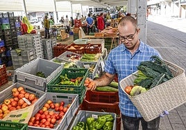 Productores y formadores del proyecto agroecológico van los jueves a Santa Bárbara.