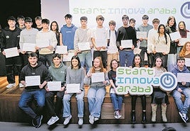 Algunos de los participantes el año pasado en el programa STARTInnova Araba, que fomenta el espíritu emprendedor desde edades tempranas.