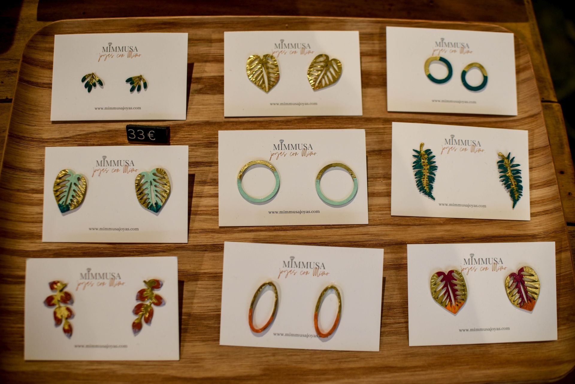 Dos hermanos llenan de color y alegría el Casco Viejo con su nueva tienda de objetos bonitos