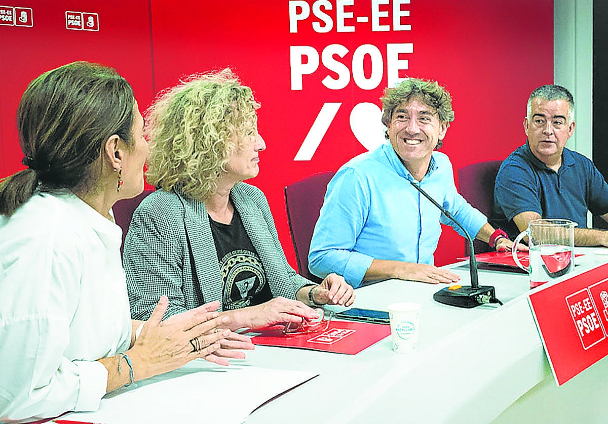 El PSE critica al PNV y Bildu por «imponer con una visión excluyente» el euskera