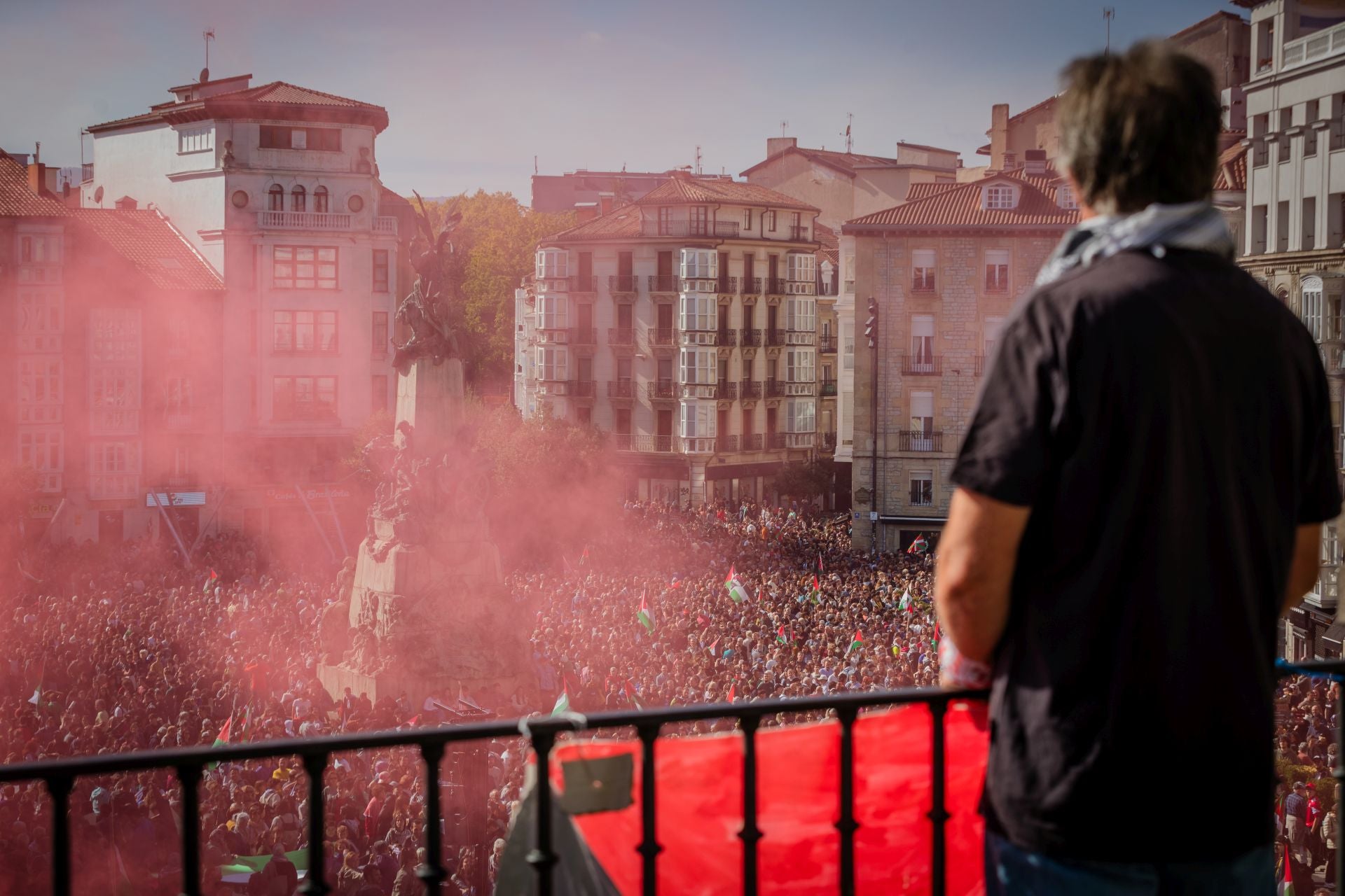 La jornada de huelga en apoyo a Palestina en Álava, en imágenes