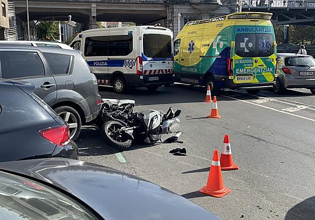 La moto, tras el accidente.