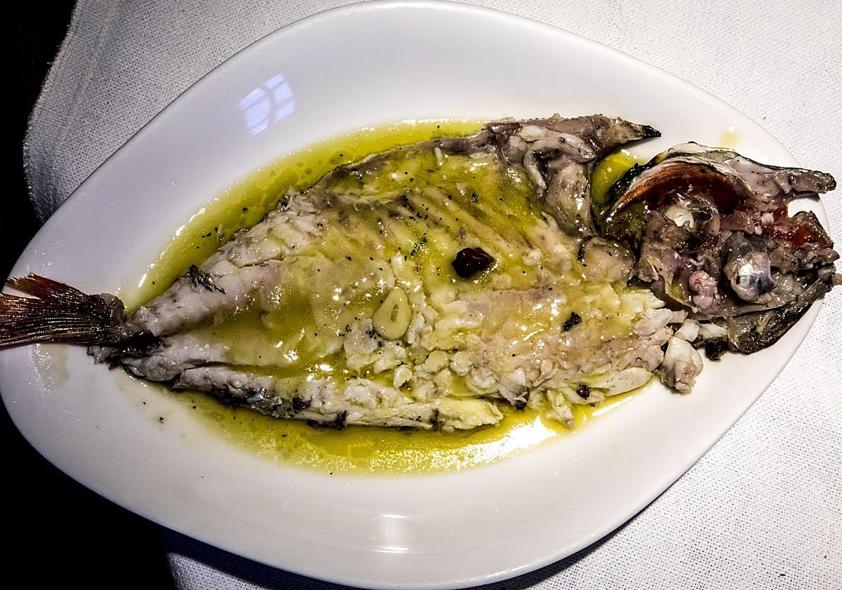 Imagen principal - El restaurante vizcaíno que ha cautivado a Iker Casillas: es el segundo mejor del mundo y hay lista de espera