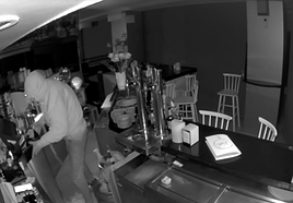 Vídeo del robo en la cafetería Xodó de Rekalde.