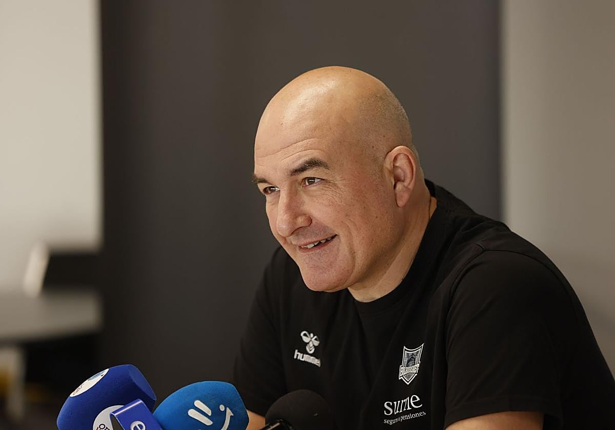 Ponsarnau espera que el equipo haga un buen partido en Badalona.