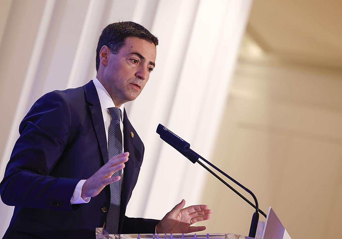 El lehendakari, Imanol Pradales, durante su intervención en el desayuno informativo de la semana pasada en Madrid