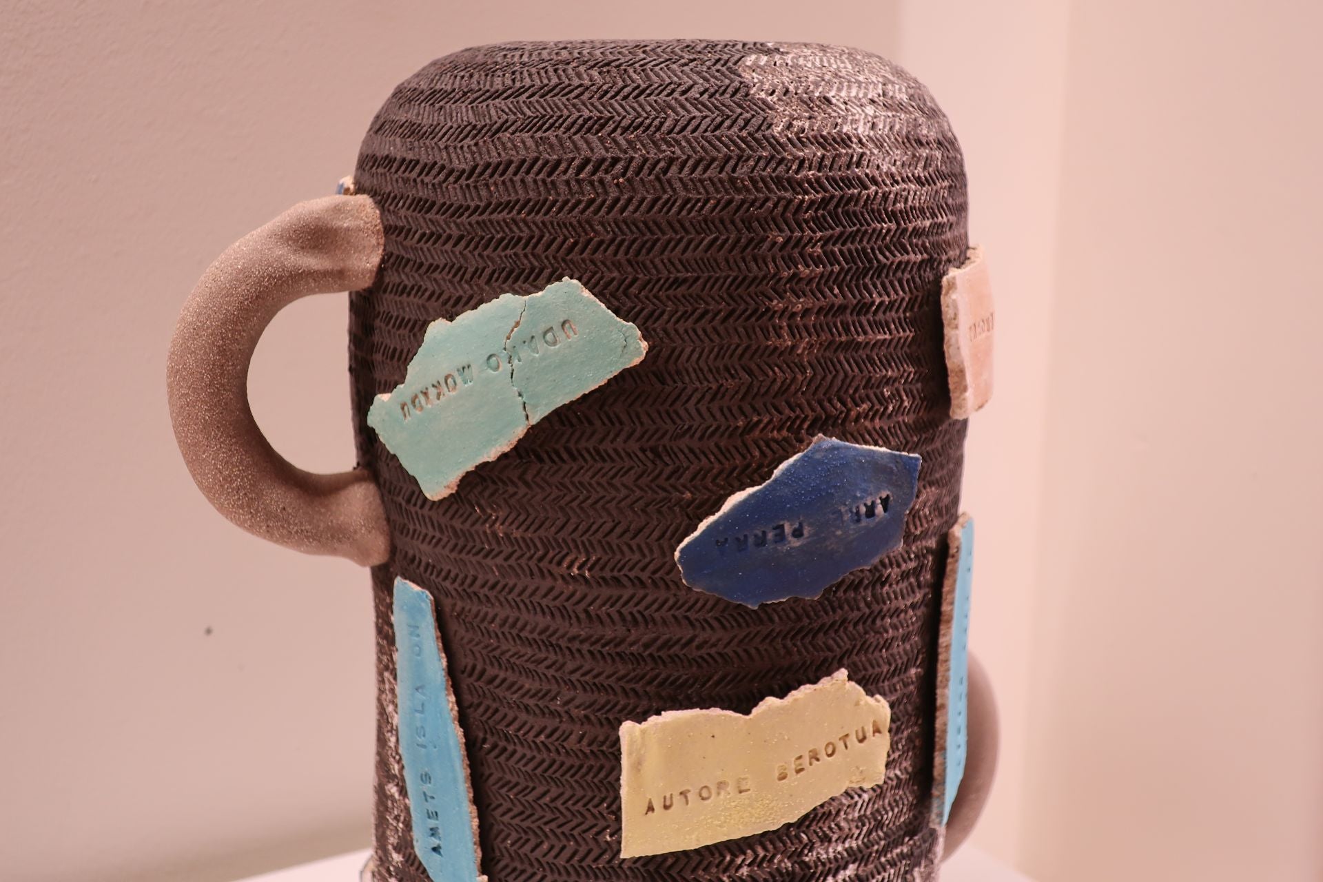 &#039;Markos Gimenoren Karteletrak&#039; erakusketa, irudietan