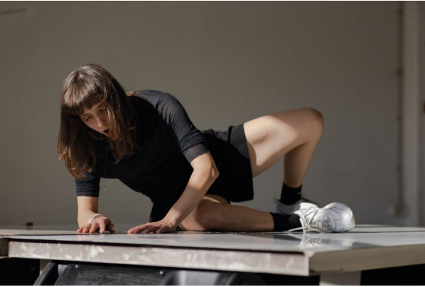 Imagen secundaria 1 - Leonor Leal; Millano (fotografía de Ángela Loza), María Salgado (fotografía de Carmen Verdú).