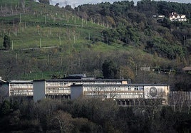 Instalaciones en Artxanda del colegio Jesús María, que cerró sus puertas en agosto.
