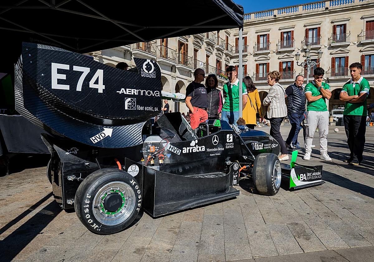 En diferentes stands se ha dado a conocer la labor de empresas alavesas punteras.