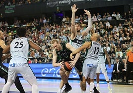 Hlinason volverá a librar una dura batalla con Tomic.