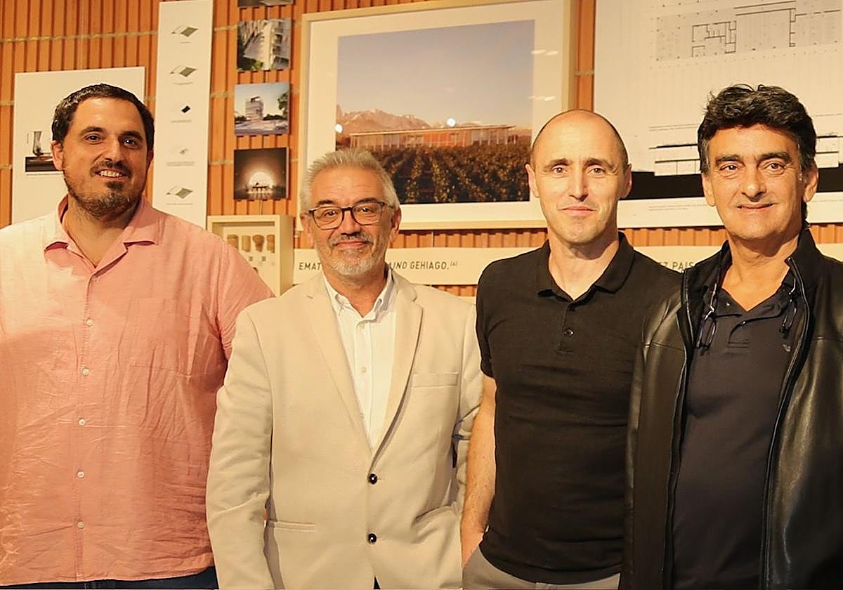 Gorka Beitia, Fernando Martínez Hinojal, Edorta Mujika y José Manuel Carvalho Araujo.