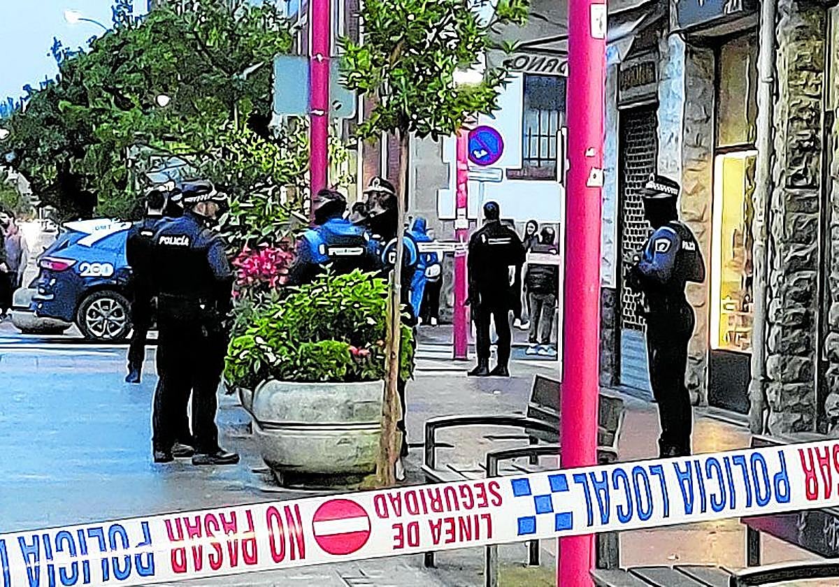 Dispositivo policialen la zona.