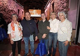 Ana Ibisate, Santiago Argote, Aritz Gurruchaga, Pilar Tellería e Isaura Regueiro.