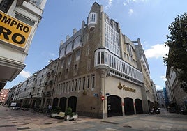 Los hechos ocurrieron en las calles Dato y San Prudencio.