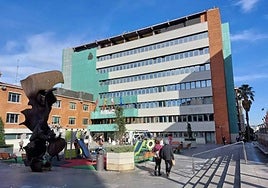 Bildu pide en Barakaldo no subir el precio del servicio de ayuda a domicilio