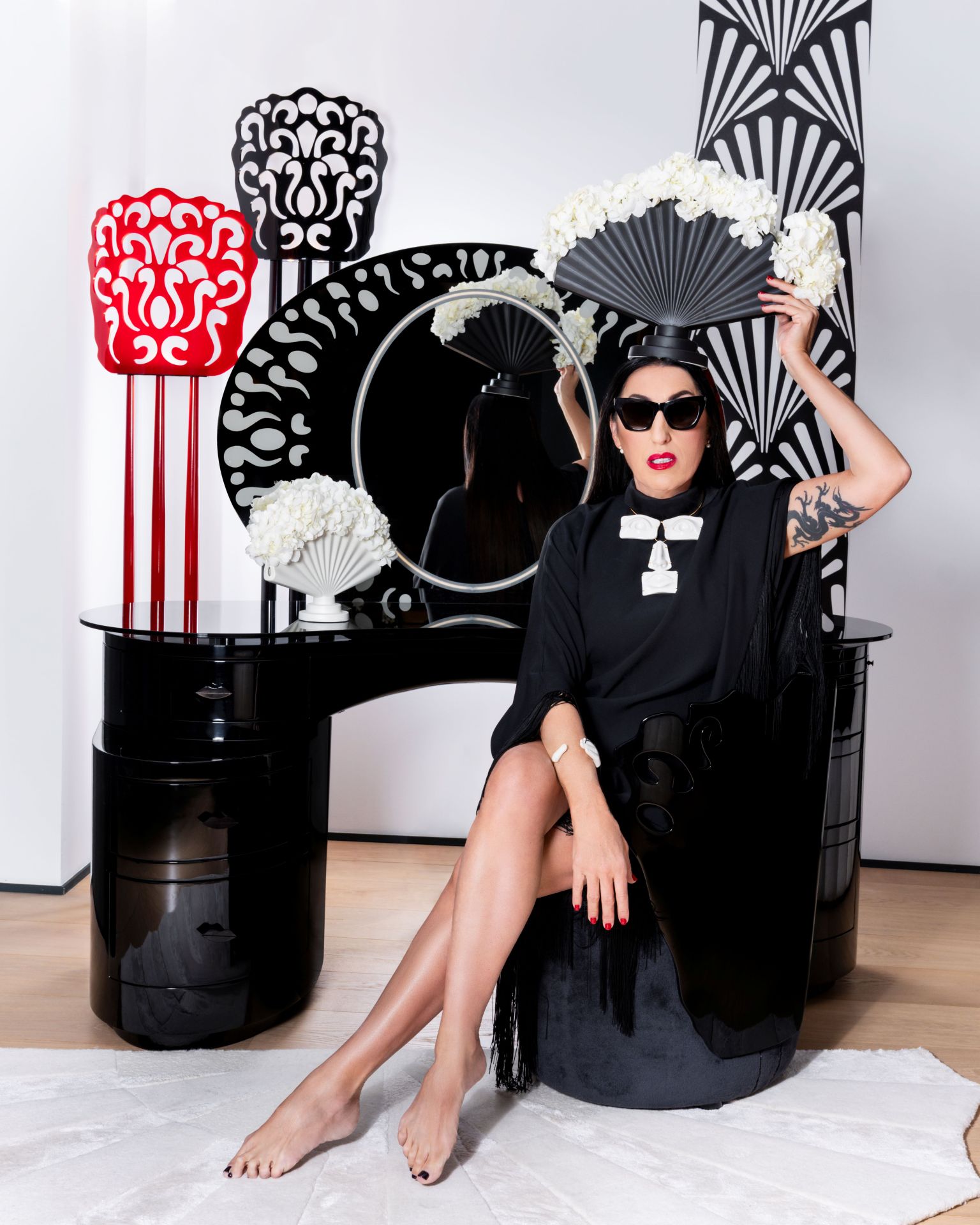 Pedro Almodóvar lanza una colección de muebles: color, cine… y en Bilbao solo disponibles en esta tienda