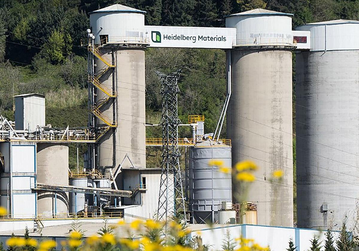 Fallece un trabajador de 45 años al quedar atrapado en el torno de una empresa en Arrigorriaga