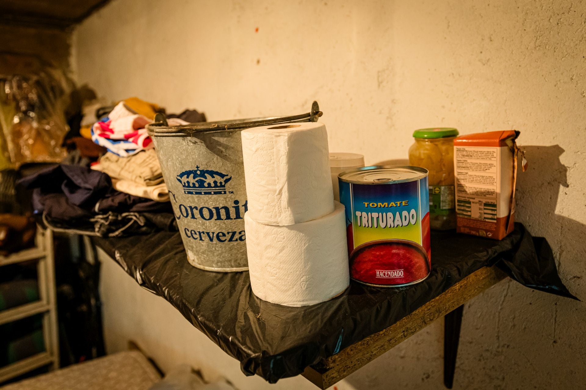 Así era el camarote en el que vivió un año Josefina tras ser okupada su casa en Vitoria