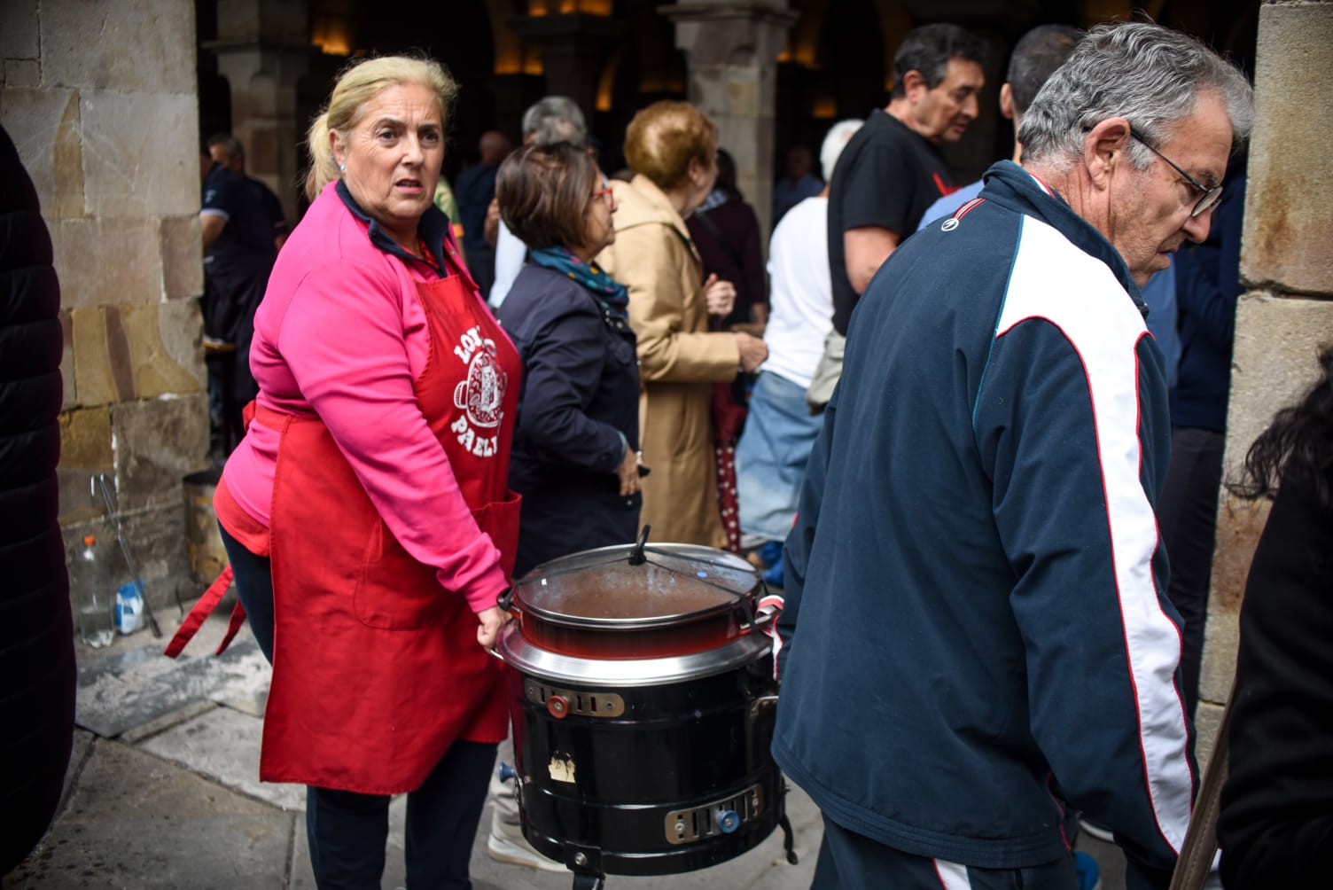Las putxeras invaden a todo tren Balmaseda, en imágenes