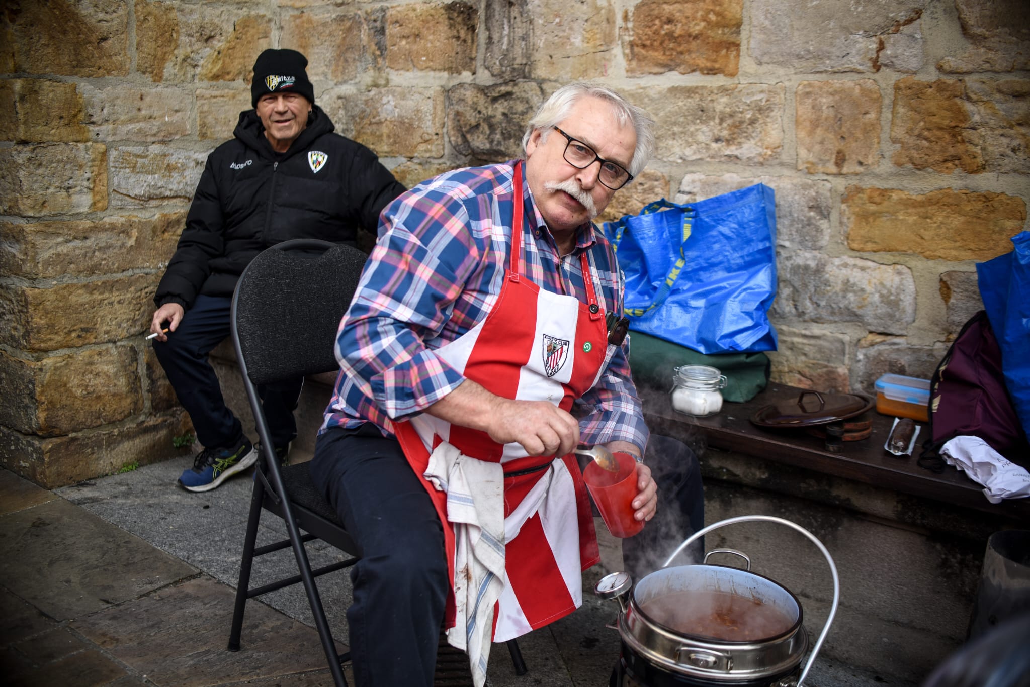 Las putxeras invaden a todo tren Balmaseda, en imágenes