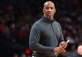 Billups, técnico de los Blazers.