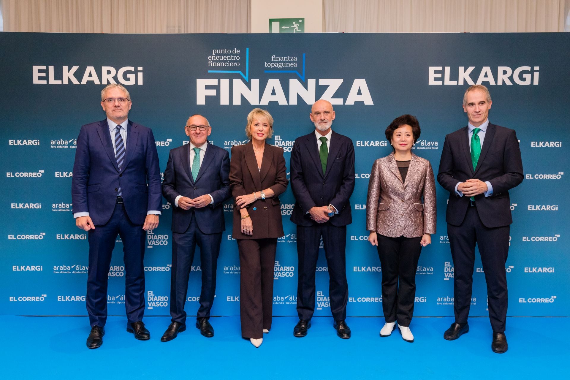 Íñigo Barrenechea, Ramiro González, Carme Artigas, Lander Arteche, Margaret Chen y Zenón Vázquez. fotografías: gor martín