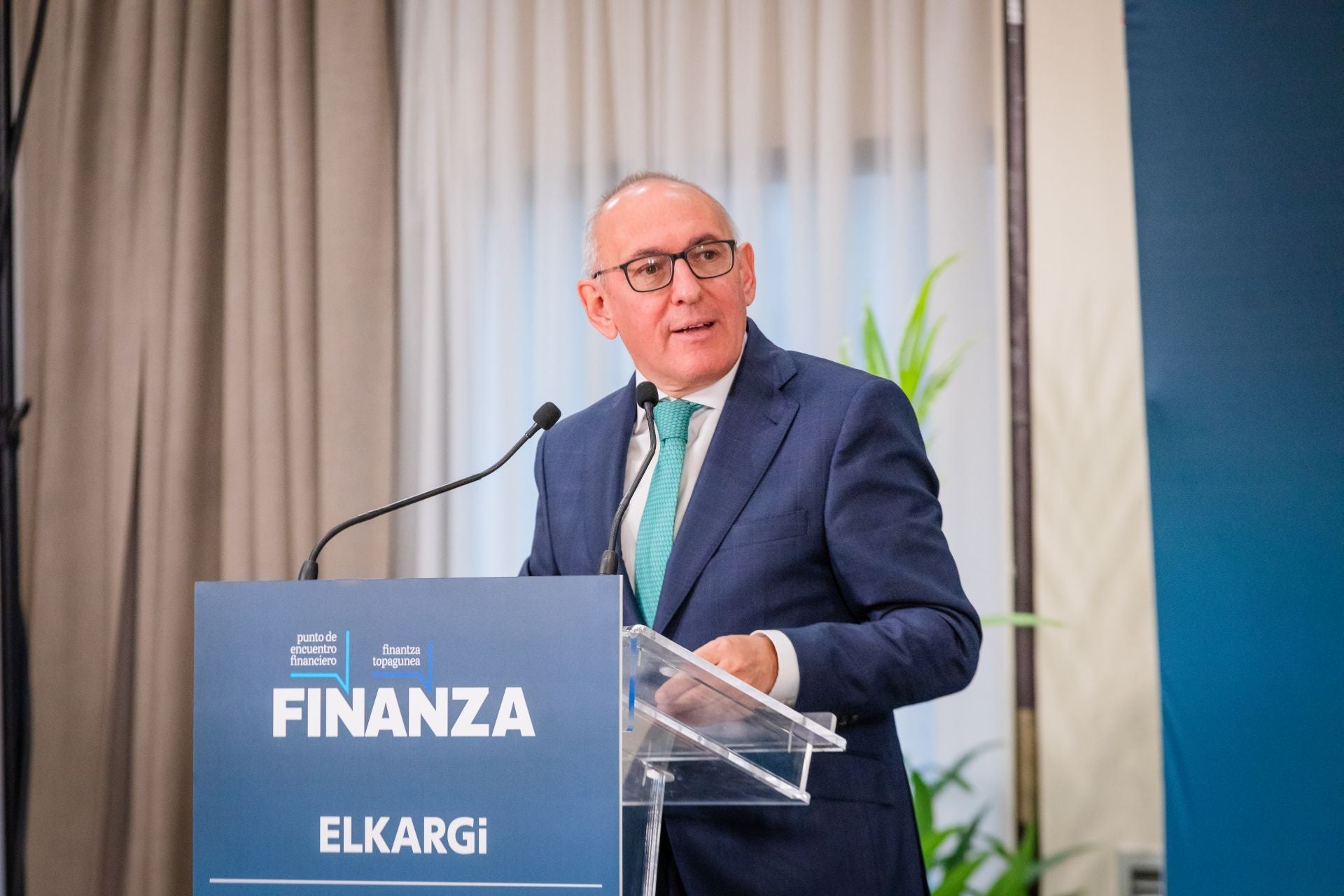 Ramiro González, diputado general de Álava.