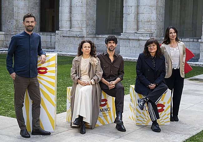 Los productores Álex Lafuente y Sandra Hermida, el actor Francesco Carril, la directora Isabel Coixet, la productora Marisa Fernández Armenteros en Valladolid.