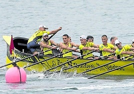 La 'Jarrillera' portugaluja, tercera el curso pasado en la ARC 2, se dispone a realizar una ciaboga.