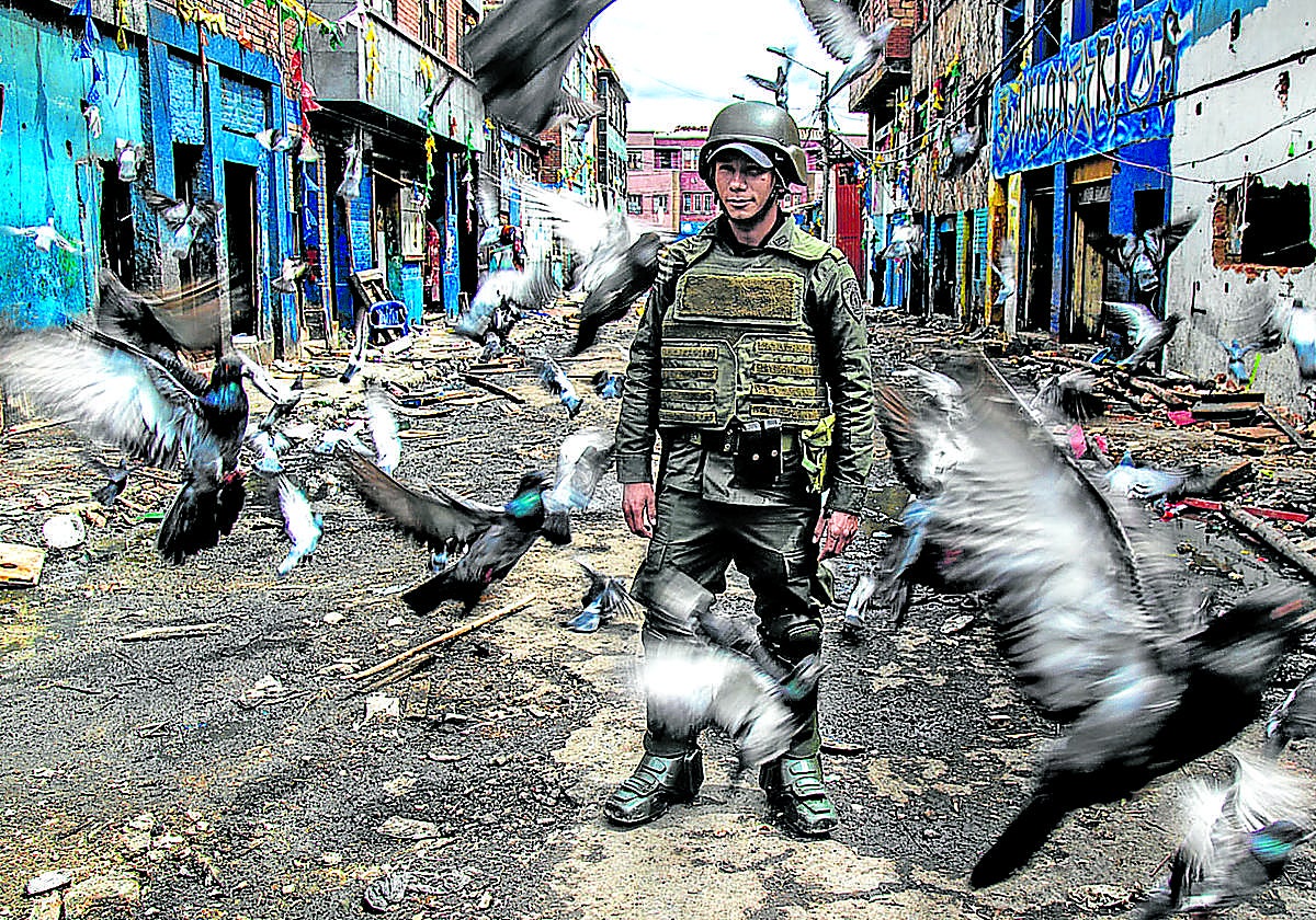 'La caída del Bronx' (2016), un espacio maldito del centro de Bogotá cuyas ruinas se están transformando en apartamentos de lujo.