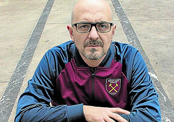 «Miro donde otros no se atreven a mirar», asegura Ordovás.