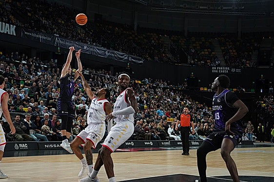Los hombres de negro recibieron al Andorra en la cuarta jornada de la ACB.