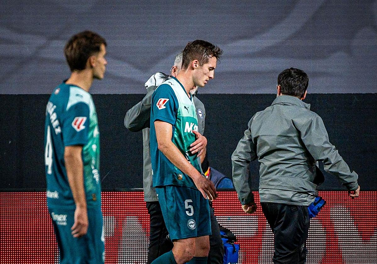 Pacheco se retira lesionado.