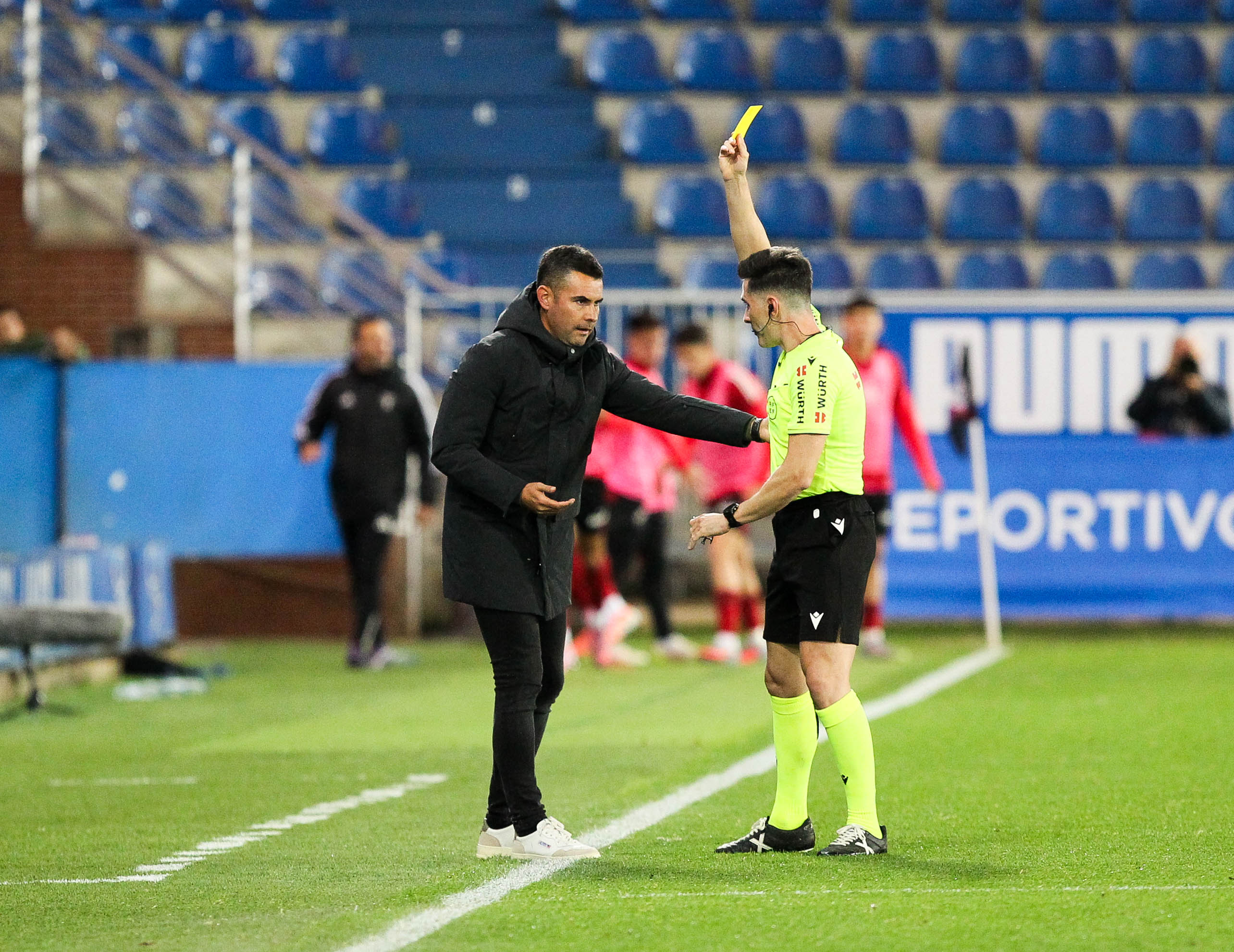 La cúpula del club cree en la mejora del equipo y el gallego se mantiene en el puesto.