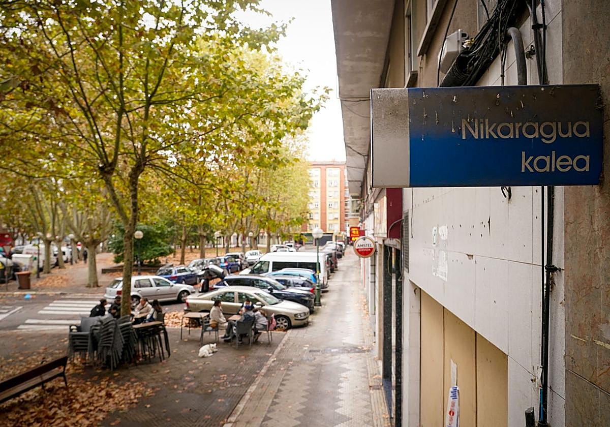 Los vecinos han pedido en el auzogune de El Pilar la peatonalización de la calle Nicaragua