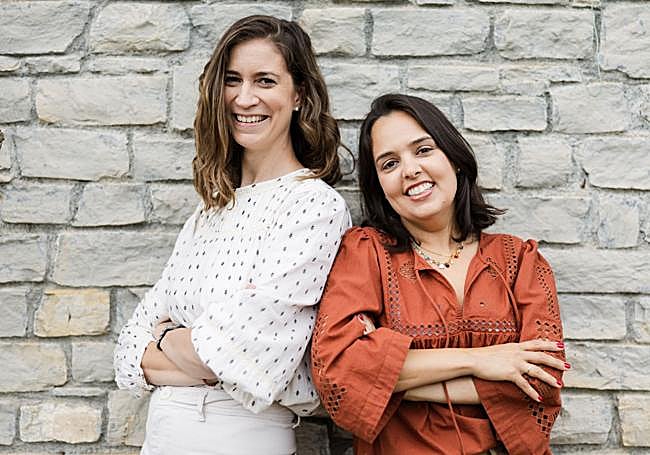 Ainara y Maite comparten su espíritu emprendedor y pasión por la costura.