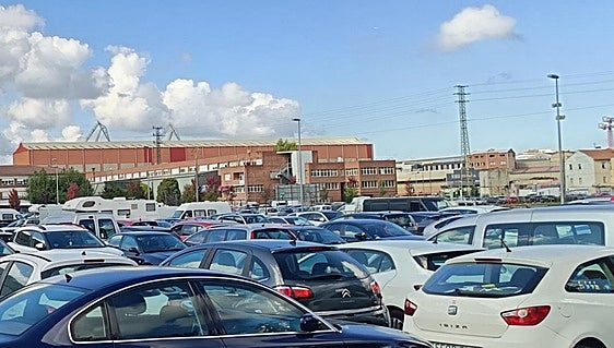 Vecinos de Erandio exigen más plazas de parking ante la avalancha de no residentes
