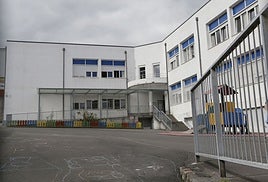 Exterior del centro Sofía Taramona de Basauri.