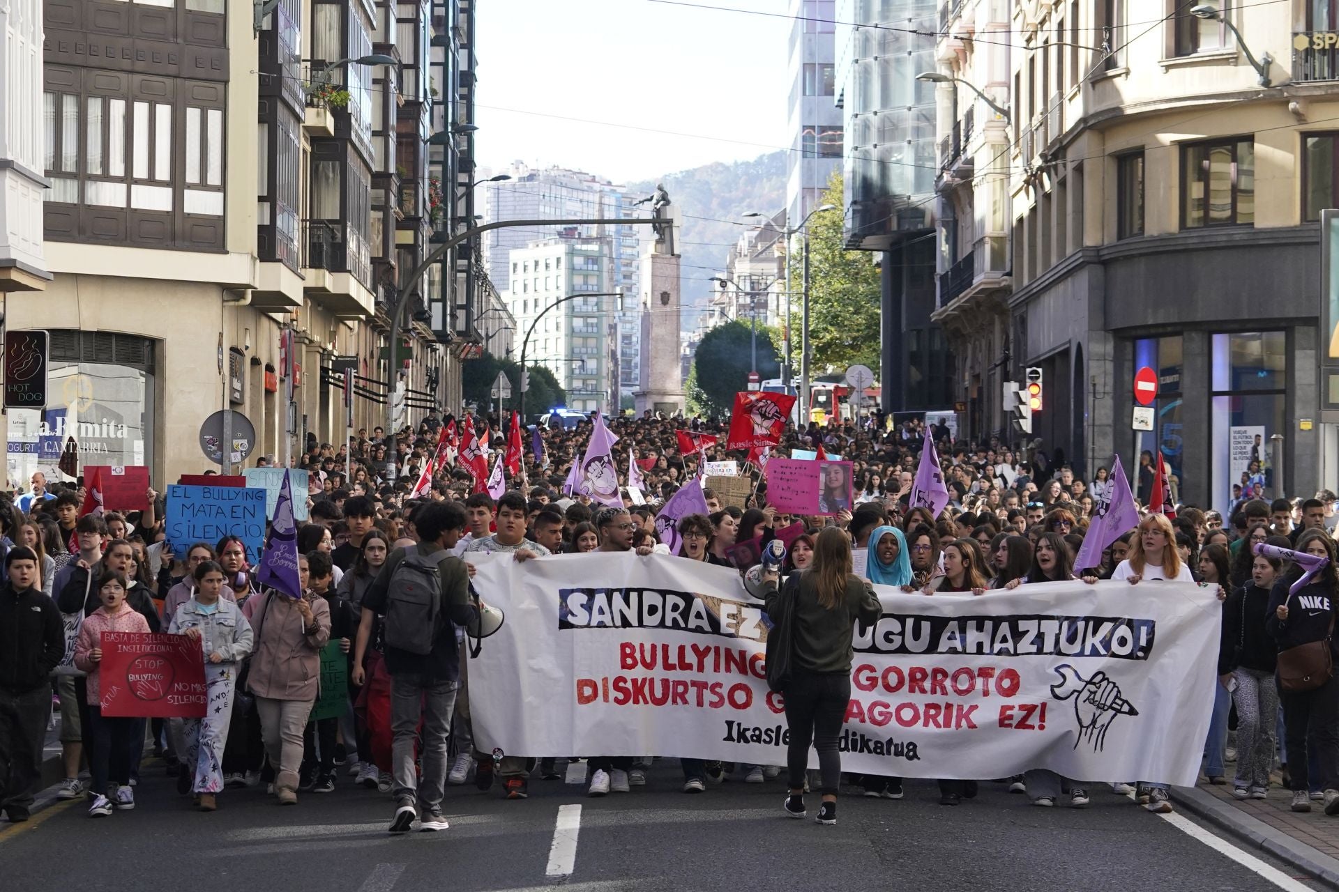 Manifestación contra el &#039;bullying&#039; en Bilbao
