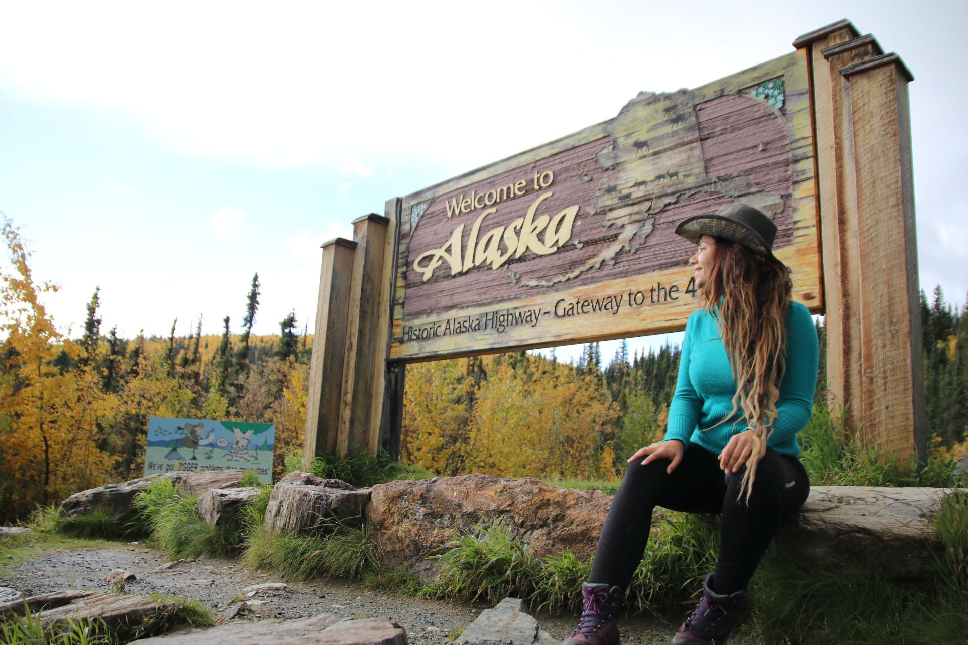 Diana, la vizcaína que ha transformado un minibús en su hogar y recorre el mundo sobre ruedas