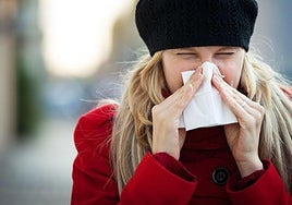 ¿Cómo es la gripe que «viene fuerte»? Estos son los síntomas que ya han detectado los virólogos