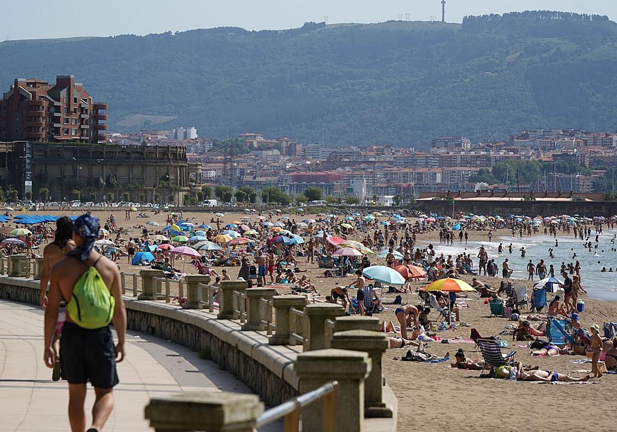 Vista de la playa de Ereaga.
