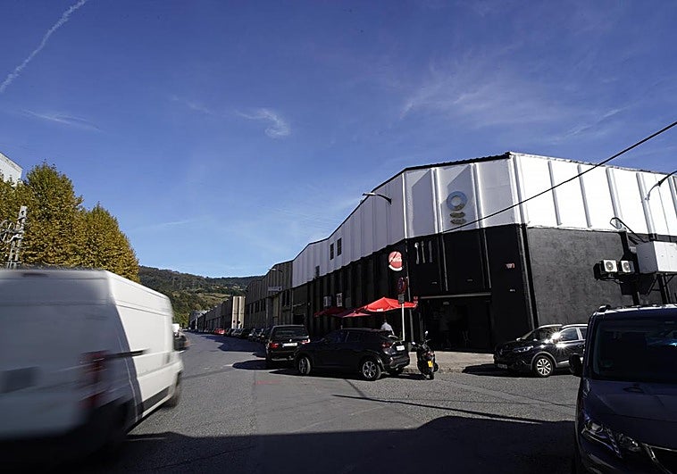 «¿Quién va a querer comprar viviendas de 400.000 euros junto a la mayor sala de conciertos de Euskadi?»