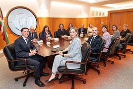 Reunión del Consejo Vasco de Finanzas en que están diputaciones y Gobierno vasco